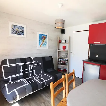 Nouvelles Residences - Expose Est Mae-7554 *